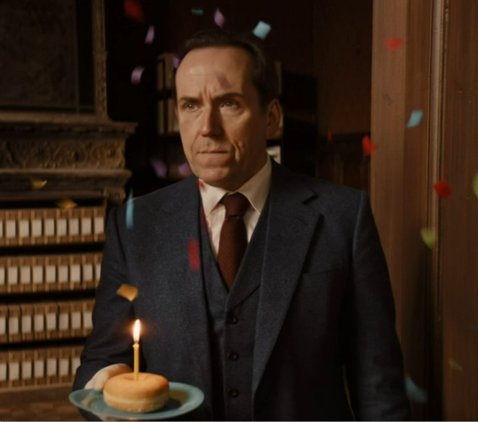 Professor Ts birthday (Professor T Episode 6)